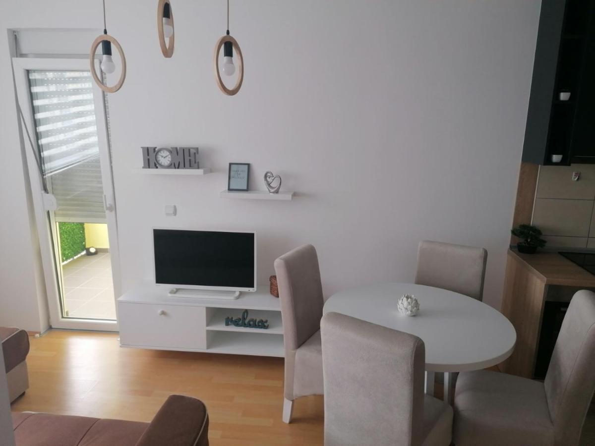 Emili Apartman ياغودينا المظهر الخارجي الصورة